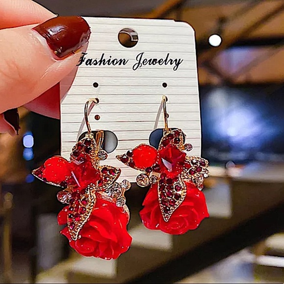 Rhinestone Rose Drop Flower Earrings - Picture 6 of 8